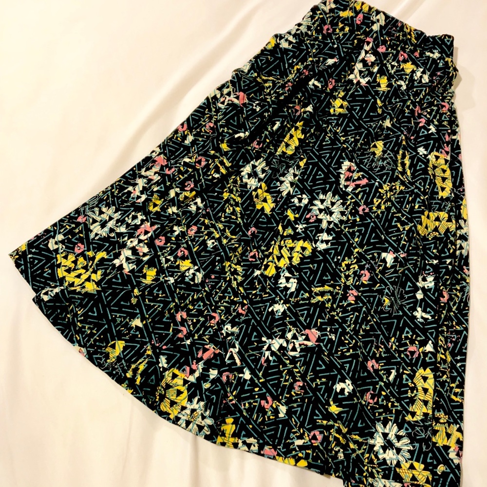 LuLaRoe Madison Skirt XL